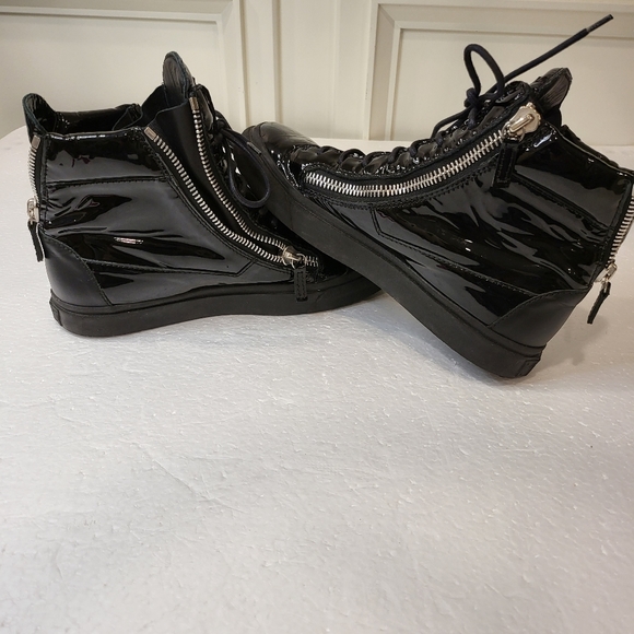 Giuseppe Zanotti 🥳🥳HOST PICK🥳🥳High Top Sneakers - Picture 12 of 16